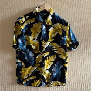 Banana Republic Men's Black Shirt with Yellow and Blue Leaf Print